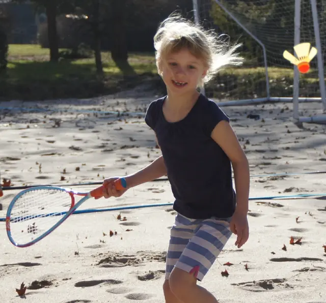 Speedminton Sett FUN 2 racketer, 2 baller, 2 lys 