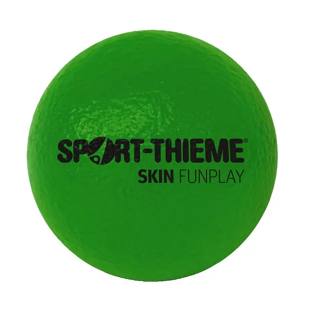 Softball Skin Funplay 14 cm Skumball med PU-trekk i ass.farger 